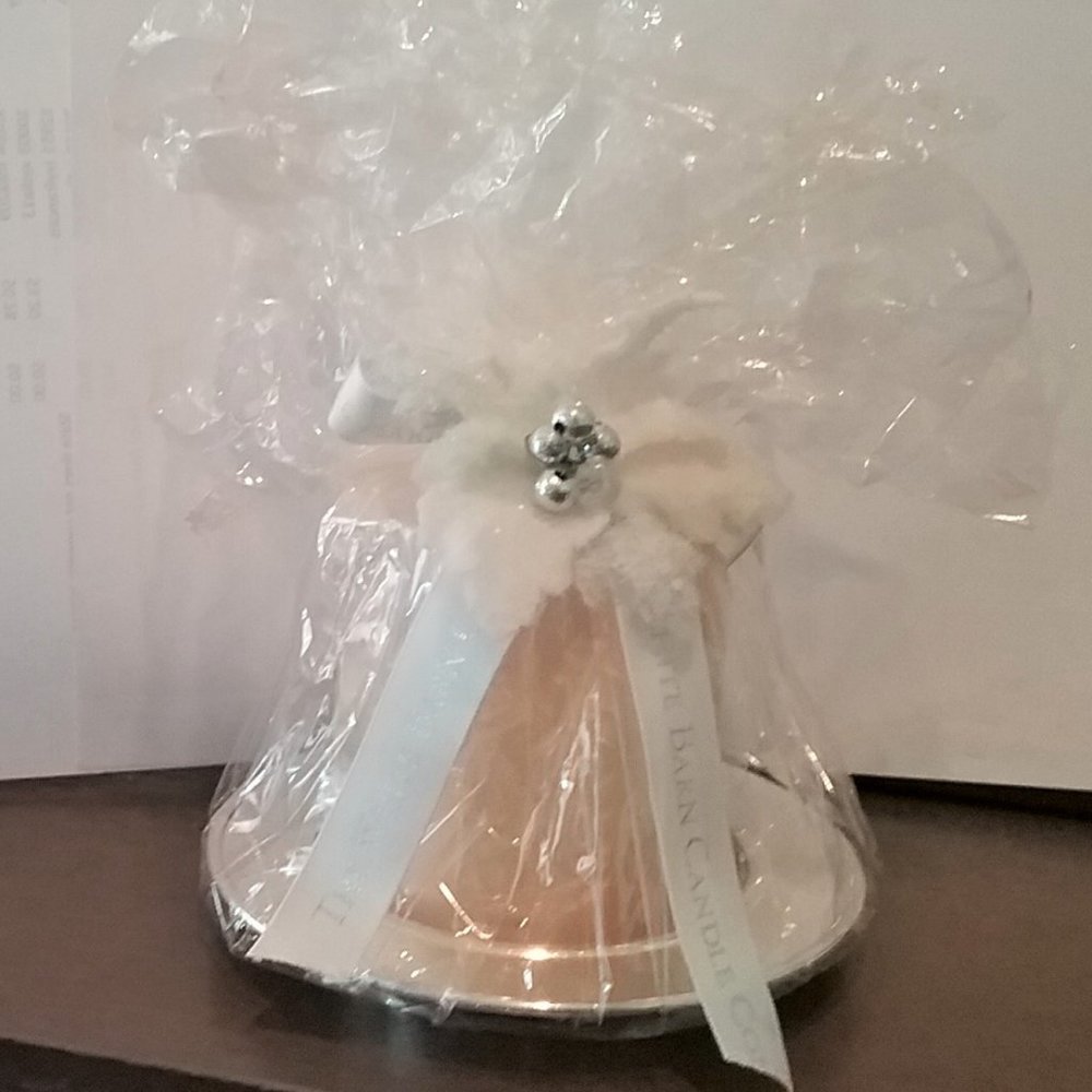 White Barn Candle